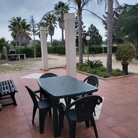 Degli Ulivi Holiday home Novoli